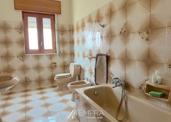 IMG_6124.jpg - Villa VIA ALBERT EINSTEIN 9, Adrano - foto 18