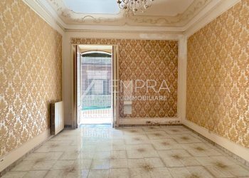 5.jpg - Casa indipendente VIA INZERILLI, Adrano - foto 5