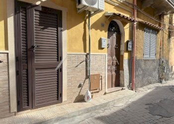 5915559101205694774.jpg - Quadrilocale Via Cipollone, Adrano - foto 21