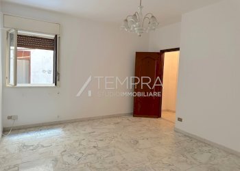 IMG_3661 (1).jpg - Appartamento VIA DELL'AMICIZIA, Adrano - foto 11