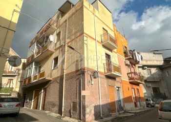 5764667927910532773.jpg - Appartamento VIA TOMMASEO  35, Adrano - foto 1