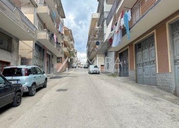 2.jpg - Trilocale Adrano - foto 2