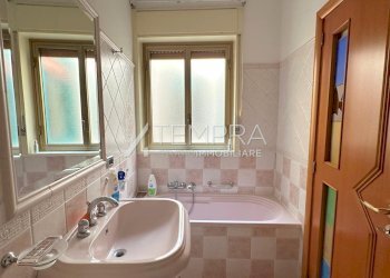 12.jpg - Trilocale Adrano - foto 12