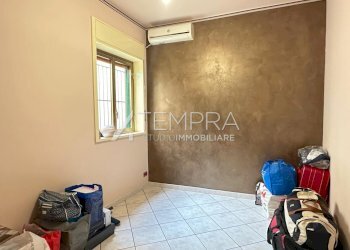 13.jpg - Trilocale Adrano - foto 13