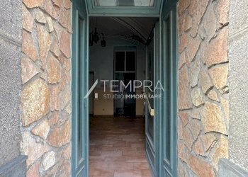 5904445031513704042.jpg - Commercial Premises Adrano - photo 3