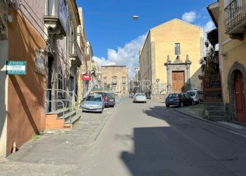 5904445031513704046.jpg - Commercial Premises Adrano - photo 18