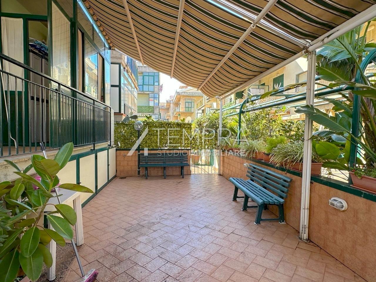 5899941431886334019.jpg - Three-room apartment Mascali - photo 1