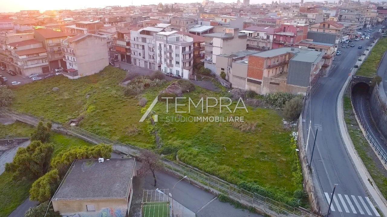 5866348495504526567.jpg - Building land Adrano - photo 1