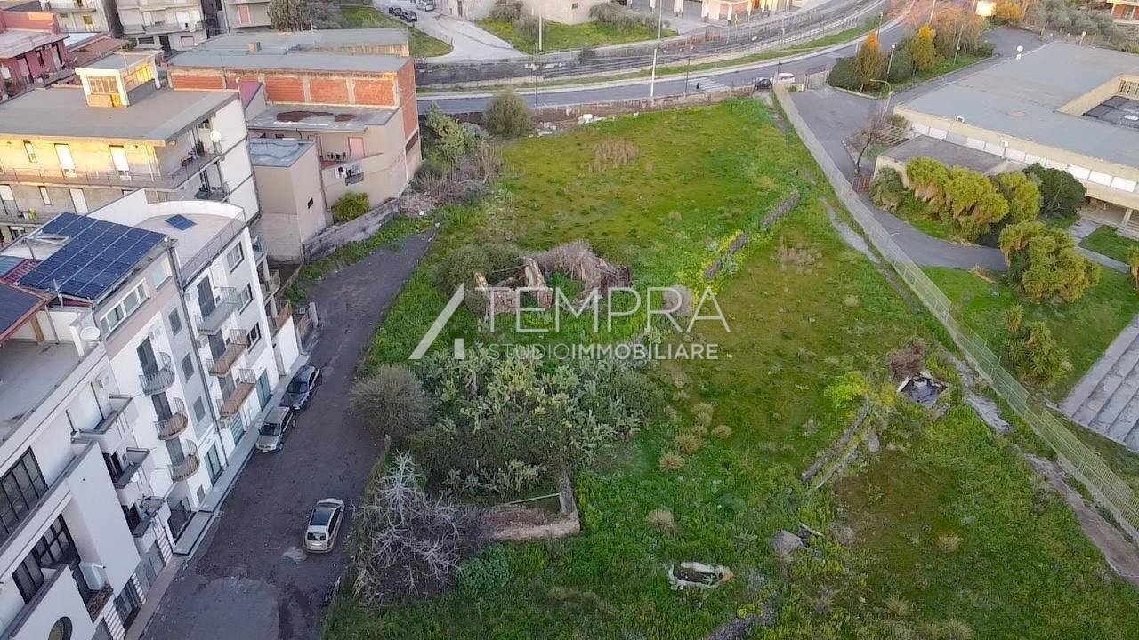 5866348495504526558.jpg - Building land Adrano - photo 2