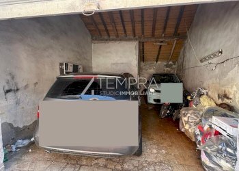 5893251595121052209.jpg - Box Adrano - foto 3