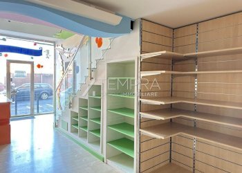 5827724842454074859.jpg - Commercial Premises Adrano - photo 7