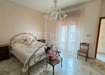 IMG_4648 - dimensioni grandi.jpeg - Casa indipendente Adrano - foto 26