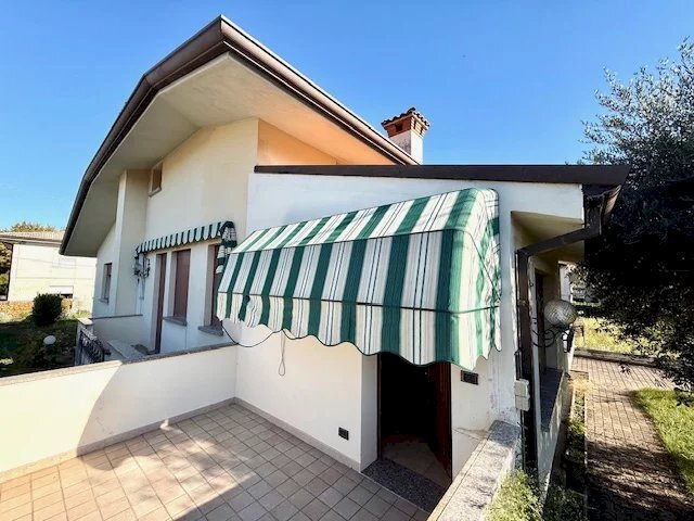 Independent house San Vendemiano - photo 1