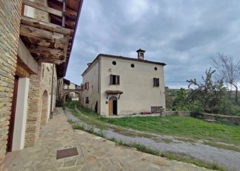 Independent house Somano - photo 4