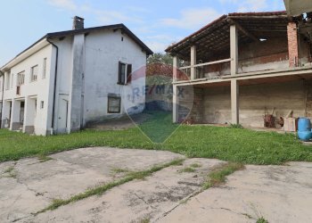 Casale via santa croce, 289 
 Calusco d'Adda, Calusco d'Adda - foto 2