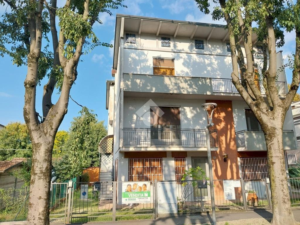 Appartamento Viale g. marconi, Lugo - foto 1