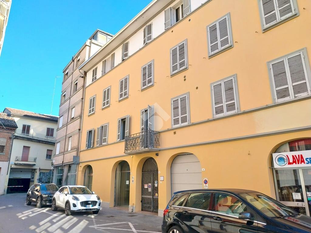 Three-room apartment Via o. poveromini, Lugo - photo 1