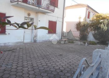 Villa Via S. Venanzio, Lagosanto - photo 2