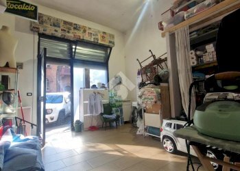 Negozio Via Antonio di Vincenzo, Bologna - foto 6