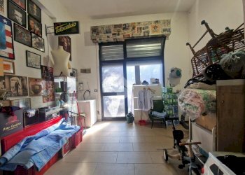 Negozio Via Antonio di Vincenzo, Bologna - foto 9