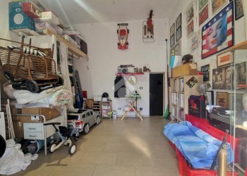 Negozio Via Antonio di Vincenzo, Bologna - foto 12