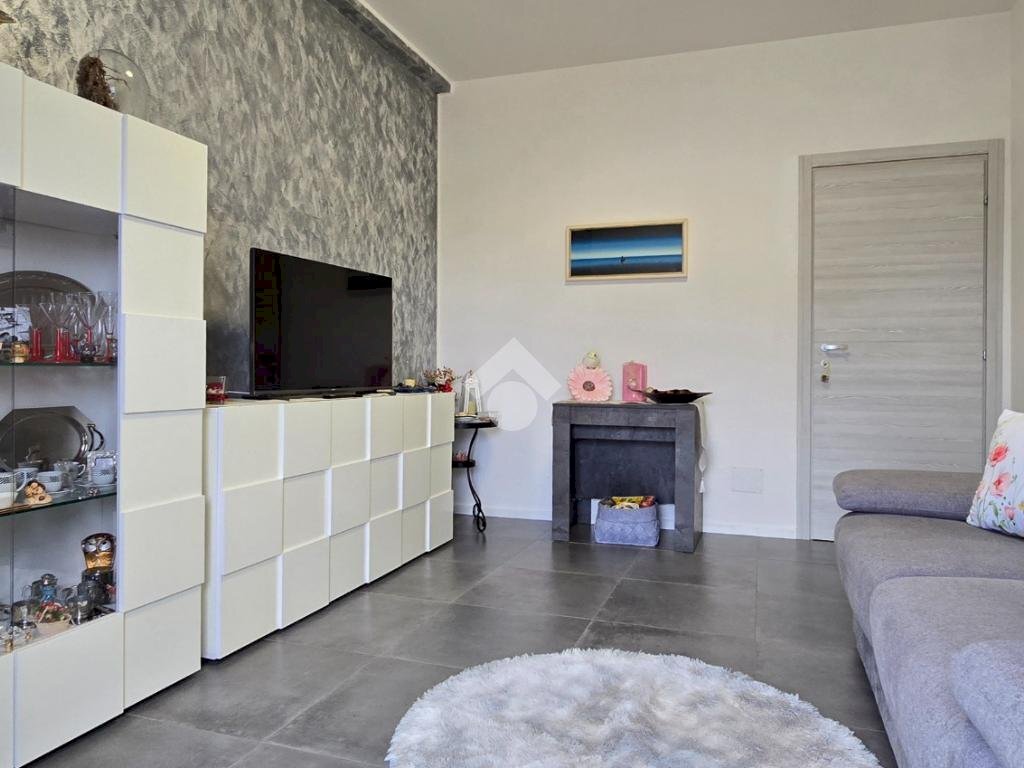Three-room apartment Via umbria, Cinisello Balsamo - photo 3