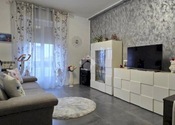 Three-room apartment Via umbria, Cinisello Balsamo - photo 1