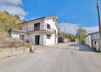 Foto 3 - Casa indipendente Via Comunale Civita, San Sossio Baronia - foto 3