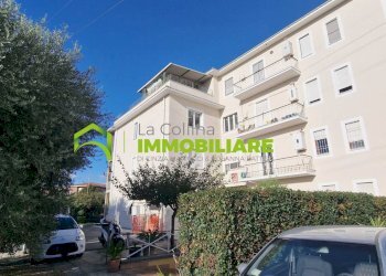 PALAZZINA ESTERNA - Appartamento VIA GUGLIELMO MARCONI, Cisterna di Latina - foto 1