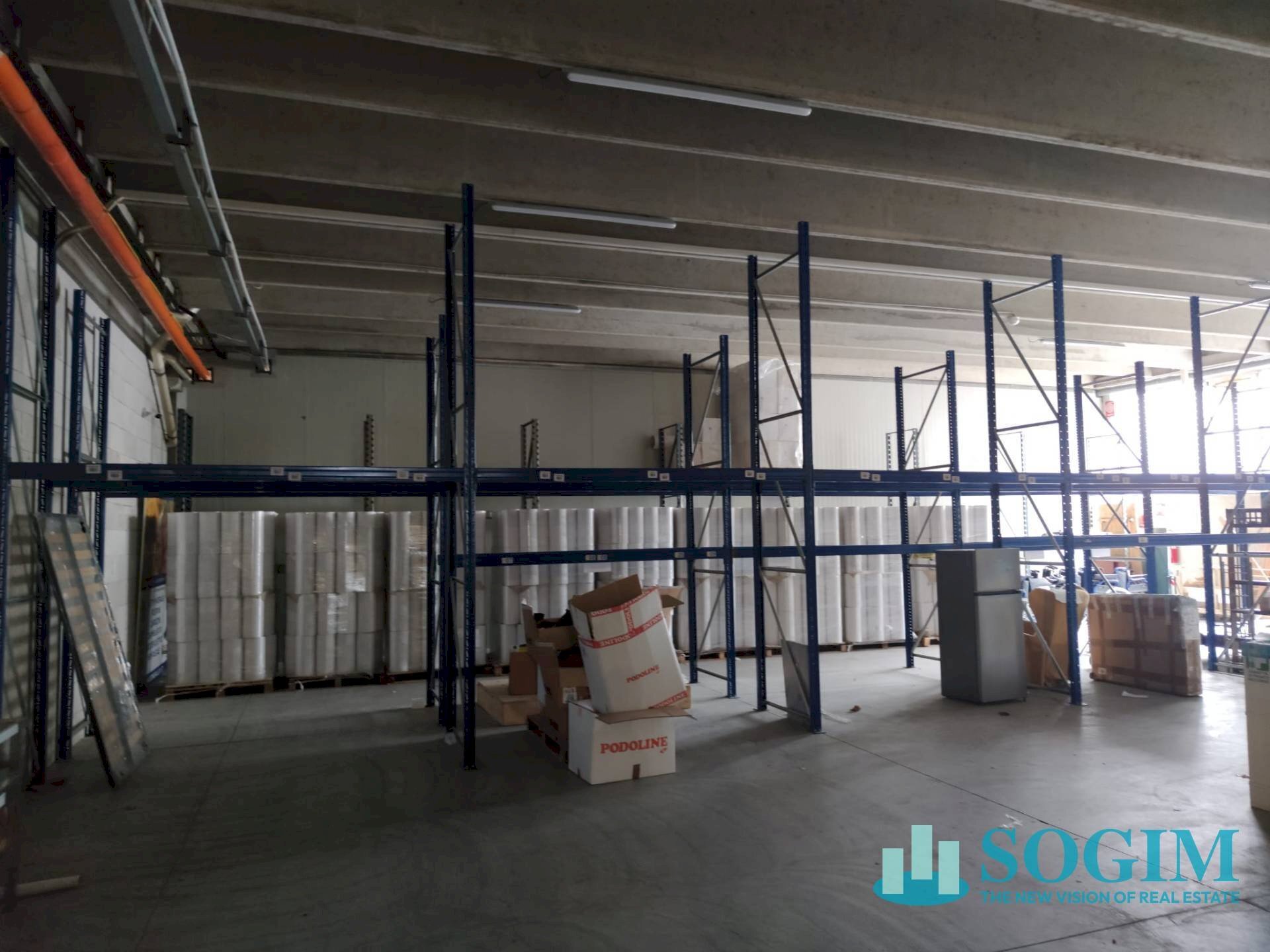 Foto 3 - Locale Commerciale Via Bruno Buozzi
 
21, Liscate - foto 3