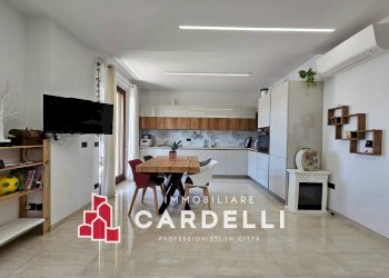 Foto 2 - Quadrilocale via stadio
 
117, Monte Urano - foto 2