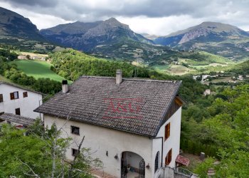 Foto 3 - Villa Località Montazzolino, Montefortino - foto 3