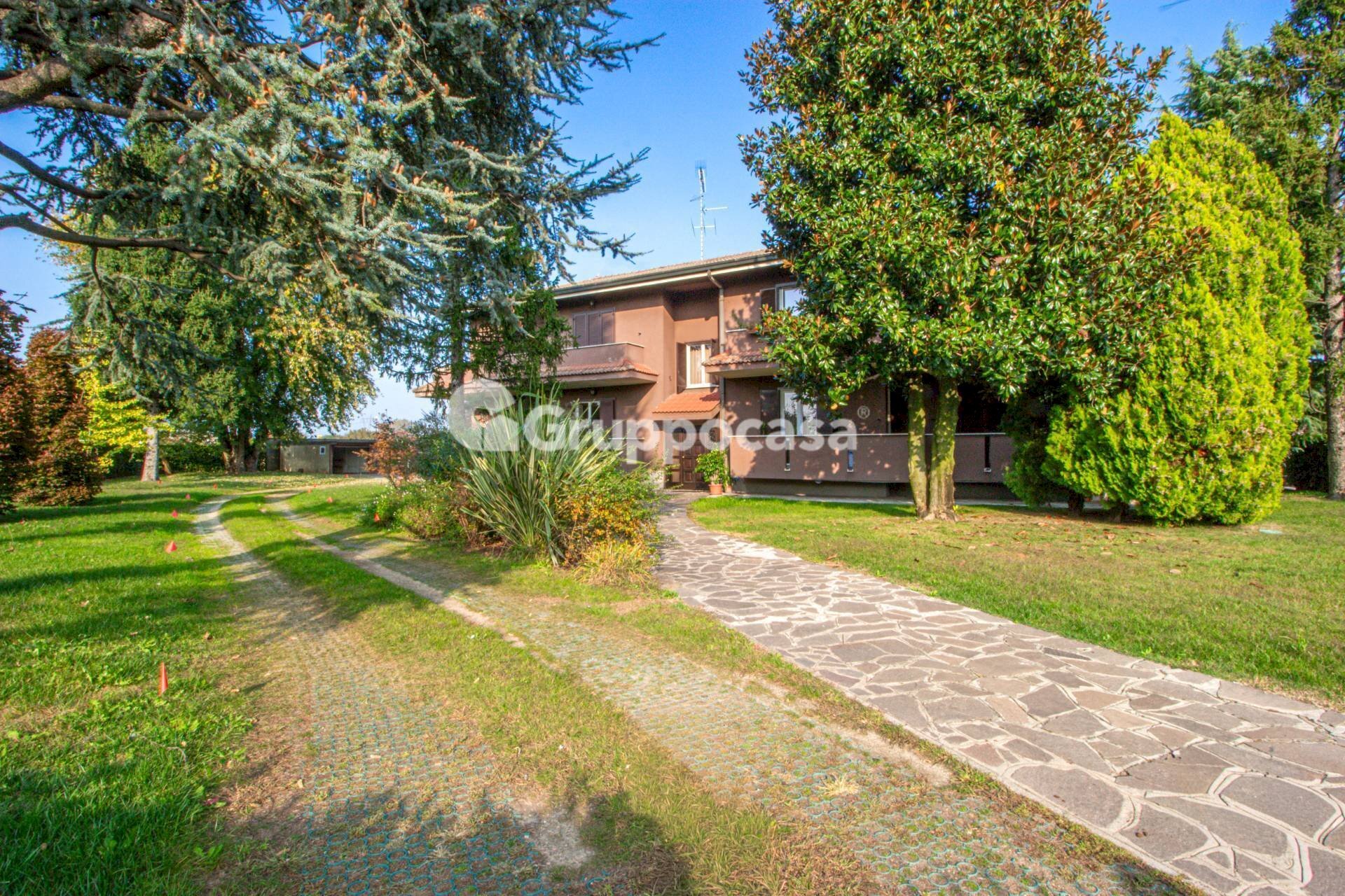 Foto 1 - Quadrilocale Via De Gasperi
 
1, Mesero - foto 1