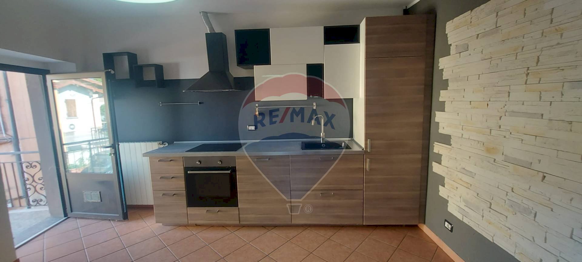 Cucina - Casa semi indipendente Via Vittorio Veneto
 
12, Brebbia - foto 3