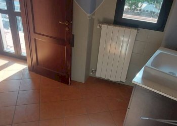 Bagno - Casa semi indipendente Via Vittorio Veneto
 
12, Brebbia - foto 6