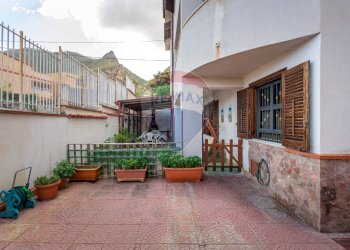 Terrazza - Villa Via Falsomiele
 
83/C, Palermo - foto 24