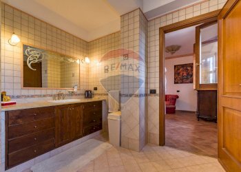 Bagno - Villa Via Falsomiele
 
83/C, Palermo - foto 36