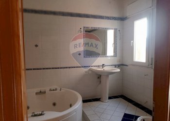 Bagno - Quadrilocale VIA DON LUIGI STURZO
 
11, Carini - foto 5