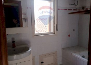 Bagno - Quadrilocale VIA DON LUIGI STURZO
 
11, Carini - foto 9