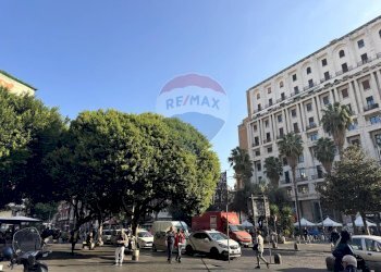 Edificio all\'aperto - Locale Commerciale Gradini San Liborio
 
13, Napoli - foto 1