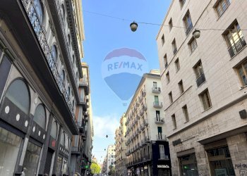 Edificio all\'aperto - Locale Commerciale Gradini San Liborio
 
13, Napoli - foto 16