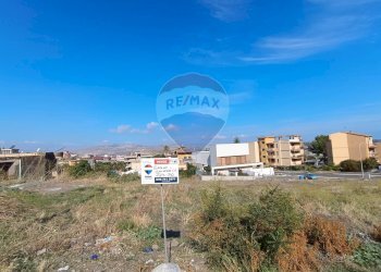 Edificio all\'aperto - Terreno edificabile Viale Paolo Borsellino
 
snc, Palagonia - foto 7