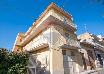 Edificio all\'aperto - Appartamento Via Trinacria
 
22, Caltagirone - foto 1