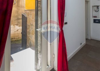 Hall / corridoio - Casa indipendente Via Velletri, Catania - foto 8