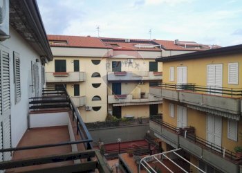 Edificio all\'aperto - Bilocale Via Spiaggia
 
77D, Mascali - foto 1