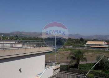 Edificio all\'aperto - Bilocale Via Spiaggia
 
77D, Mascali - foto 8