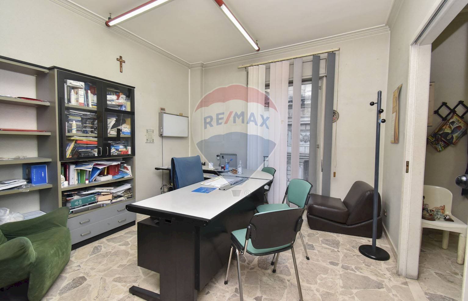 Ufficio - Quadrilocale PIAZZA MONSIGNORE BONADIES
7, Giarre - foto 3