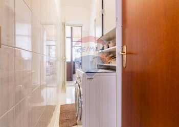 Lavanderia - Quadrilocale Via Papa Giovanni XXIII
 
85, Trecastagni - foto 17