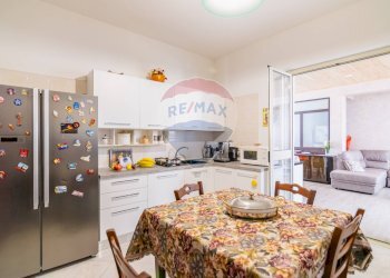 Cucina - Quadrilocale Via Papa Giovanni XXIII
 
85, Trecastagni - foto 20