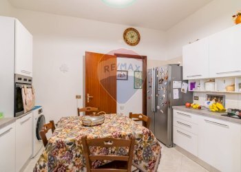 Cucina - Quadrilocale Via Papa Giovanni XXIII
 
85, Trecastagni - foto 21